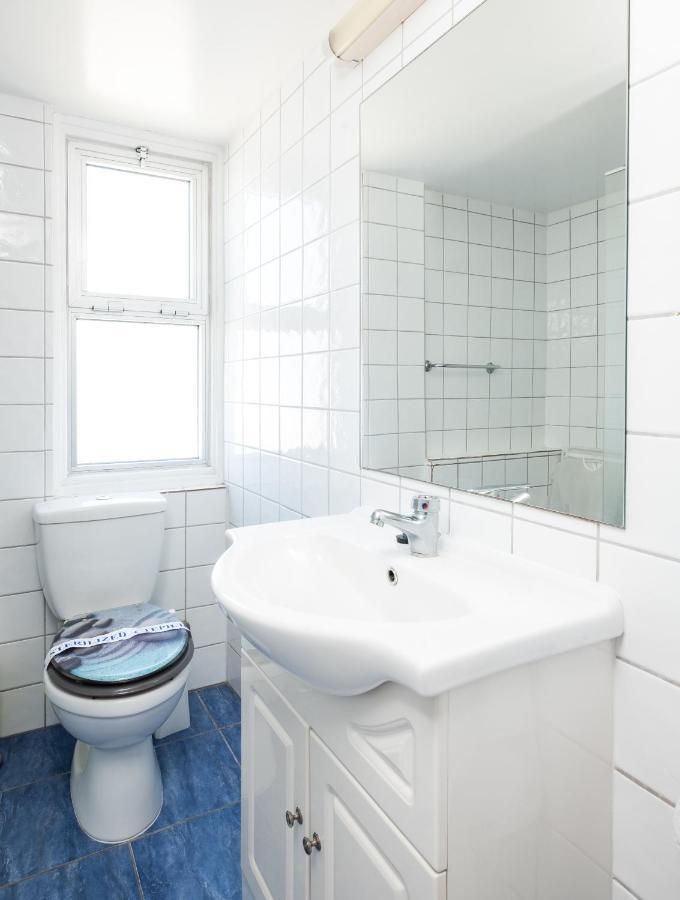 Apollon Sea View Beachfront Ap 302 لارنكا المظهر الخارجي الصورة
