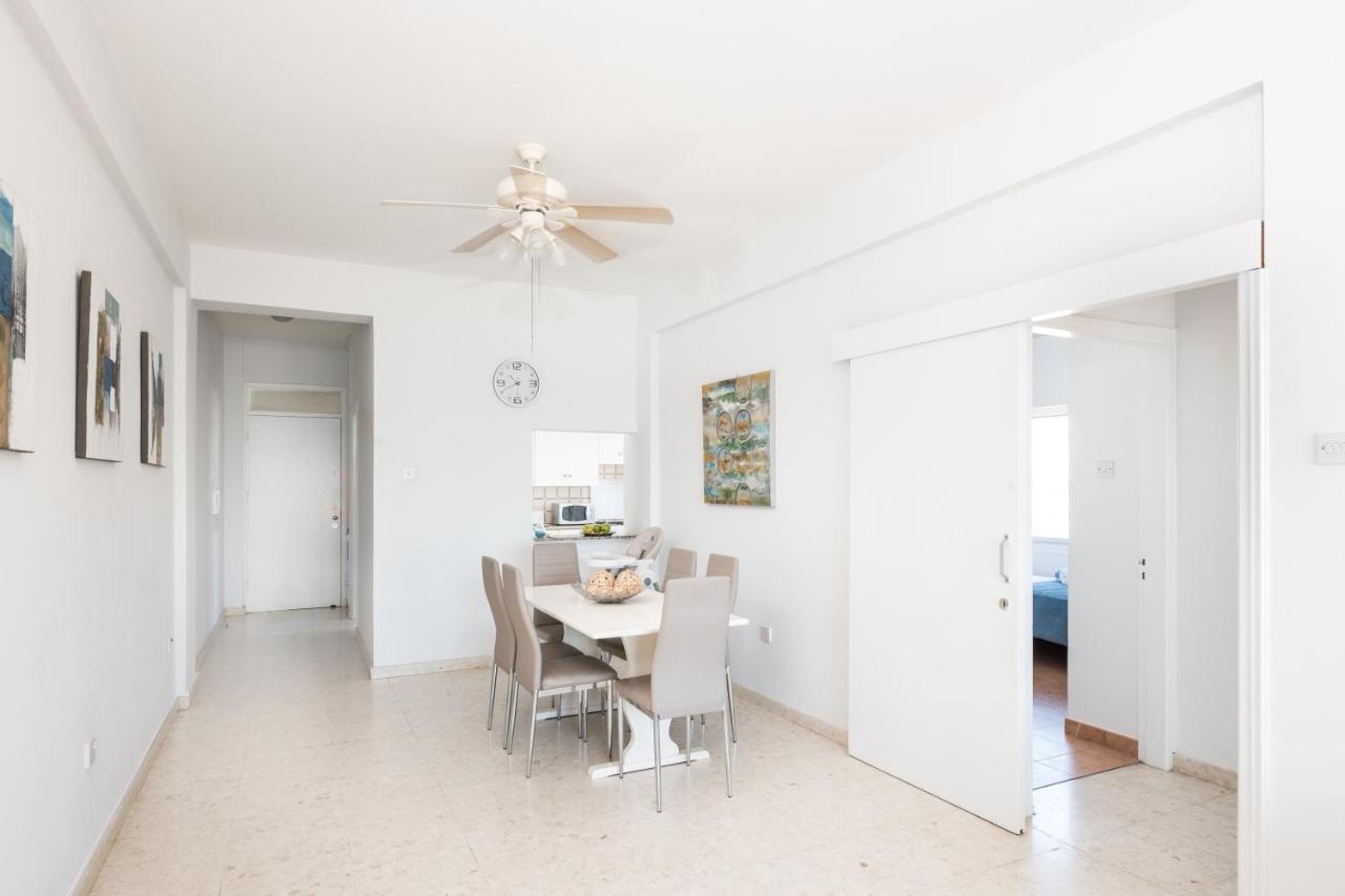 Apollon Sea View Beachfront Ap 302 لارنكا المظهر الخارجي الصورة